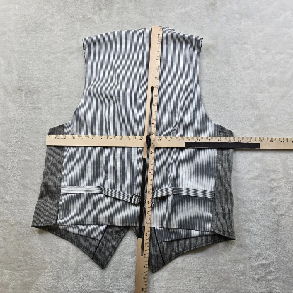 John Varvatos USA Vest Mens Small Grey White Pinstripe Linen Blend Waistcoat‎